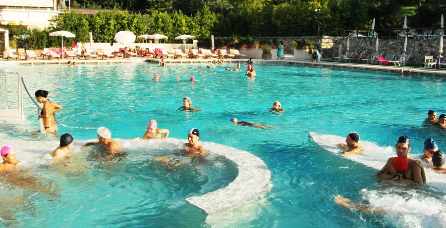 La Piscina Termale Esterna di Monsummano Terme